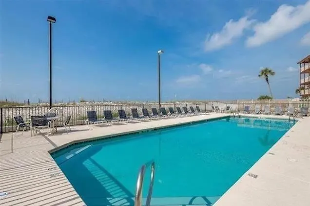 Island Winds West: Beachfront Getaway Steps From The Hangout