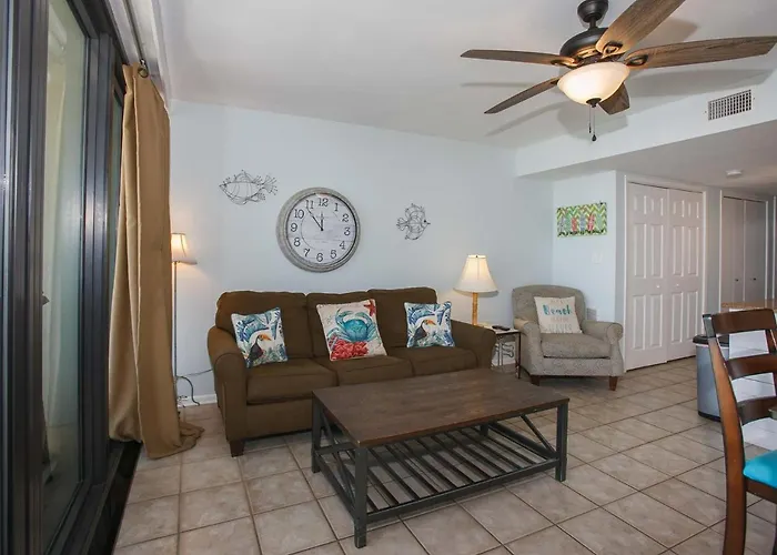 Holiday home Island Winds West: Beachfront Getaway Steps From The Hangout Gulf Shores