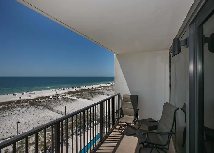 Holiday home Island Winds West: Beachfront Getaway Steps From The Hangout *