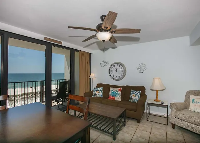 Island Winds West: Beachfront Getaway Steps From The Hangout