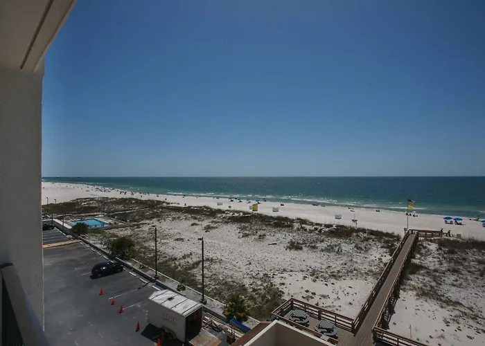 Island Winds West: Beachfront Getaway Steps From The Hangout *
